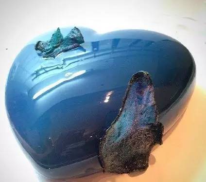 閃亮鏡面蛋糕特寫