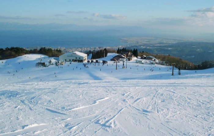 大阪近郊滑雪場推薦：關西地區滑雪勝地指南